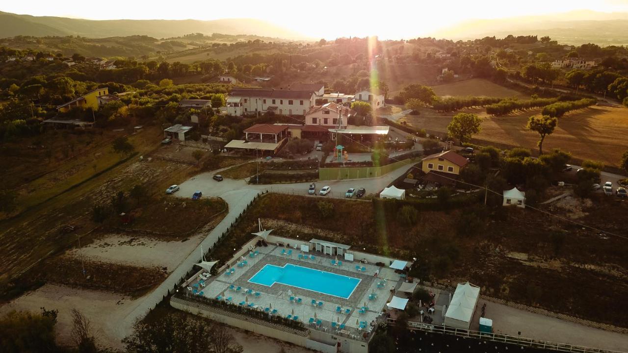 Il Pozzo Country House Collescipoli Exterior foto